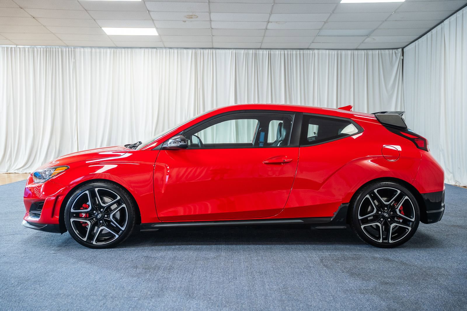 Used 2021 Hyundai Veloster N FWD image 5