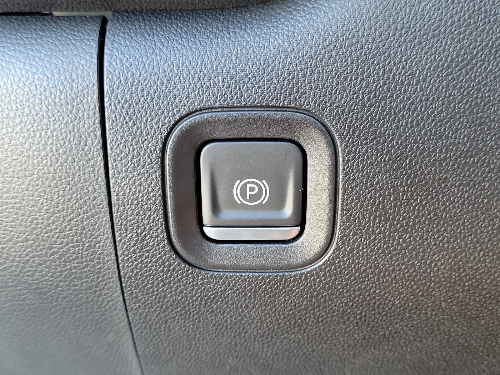 Used 2022 Chevrolet Silverado 1500 Custom RWD image 25