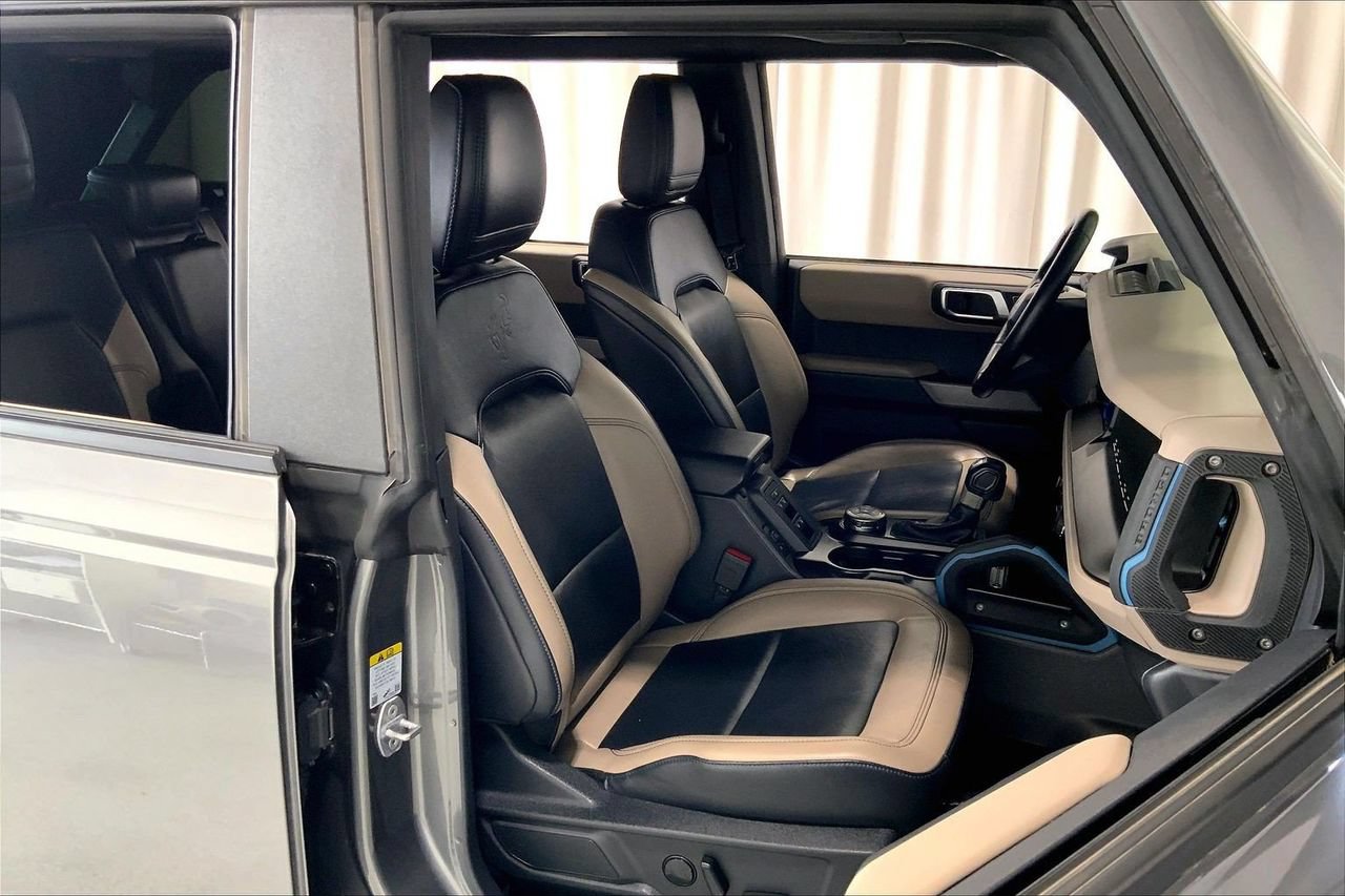 Certified 2022 Ford Bronco Wildtrak AWD/4WD image 6