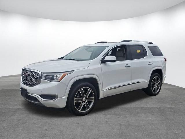 Used 2017 GMC Acadia Denali w/ Technology Package image 7