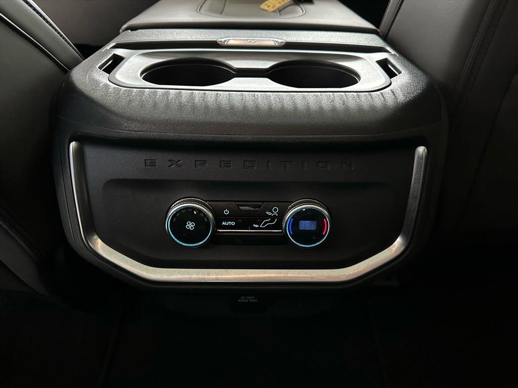 Certified 2025 Ford Expedition Active image 34