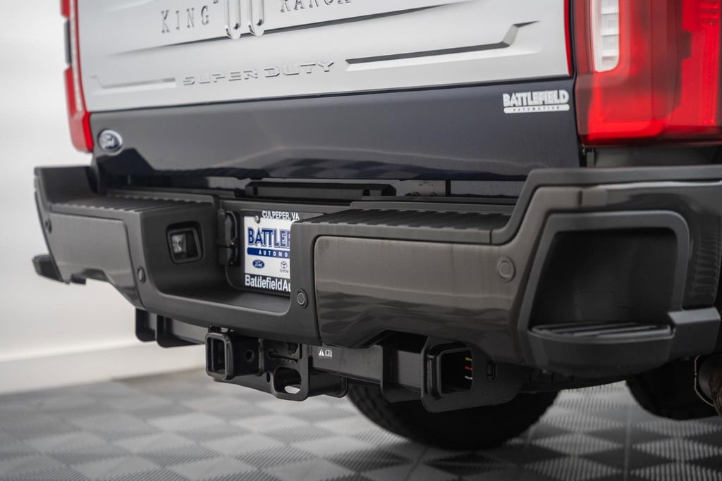 Certified 2025 Ford F250 King Ranch AWD/4WD image 10
