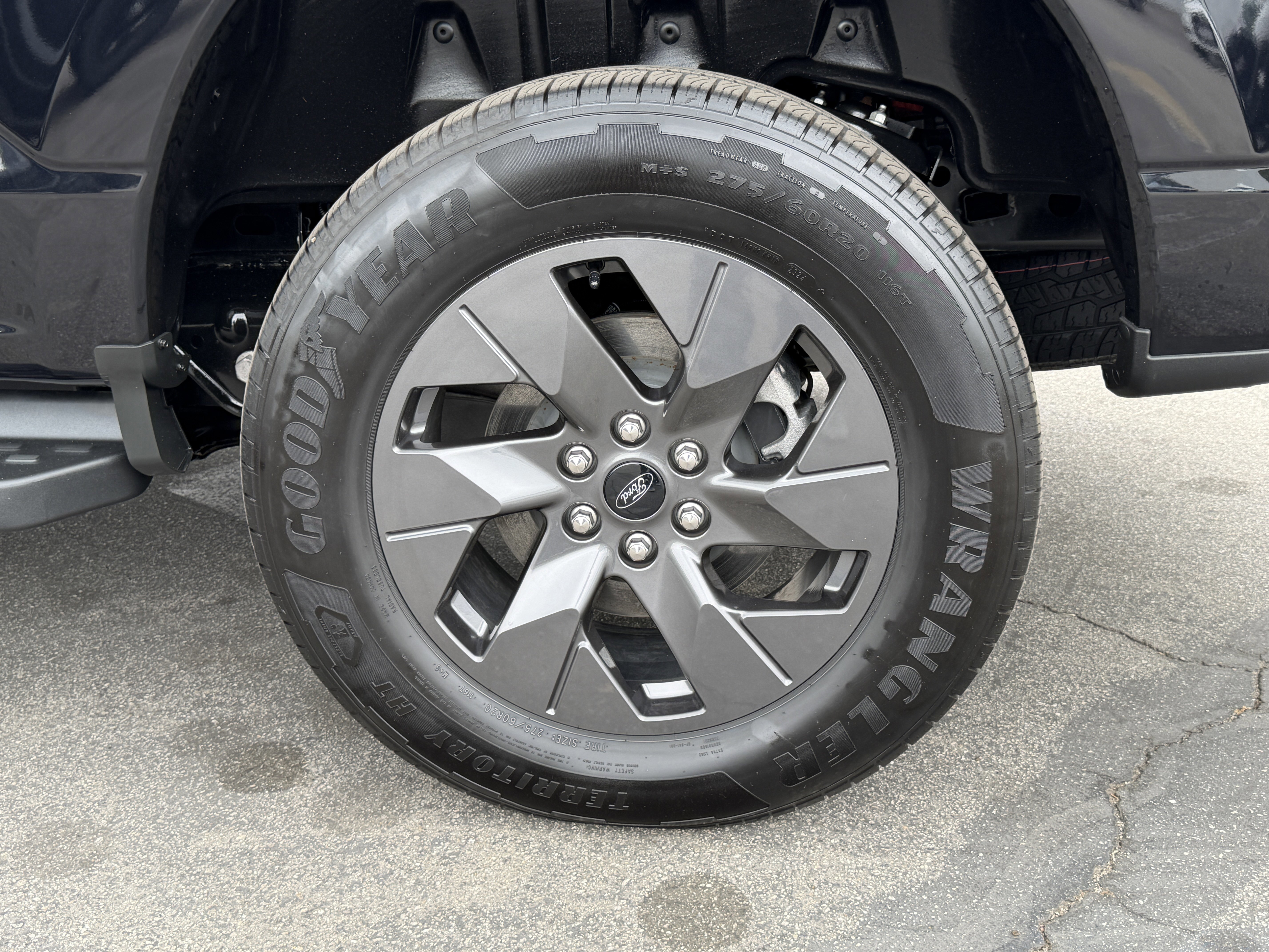 Certified 2024 Ford F150 Lightning Flash AWD/4WD image 11