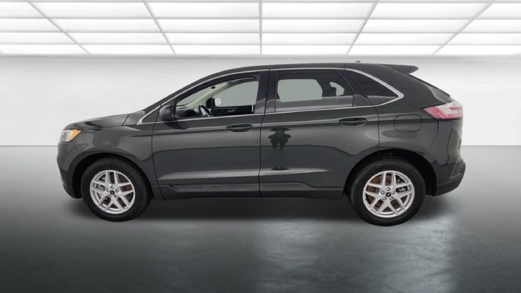 Certified 2024 Ford Edge SEL AWD/4WD image 5