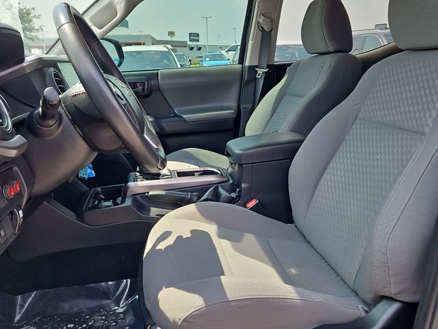 Used 2022 Toyota Tacoma SR5 AWD/4WD image 26