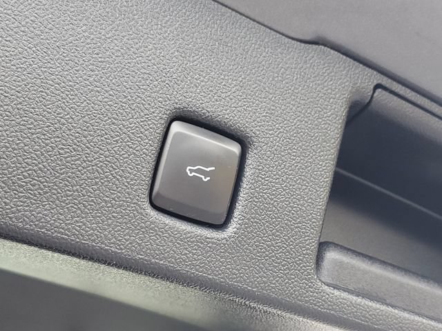 Certified 2024 Ford Escape ST-Line AWD/4WD image 36