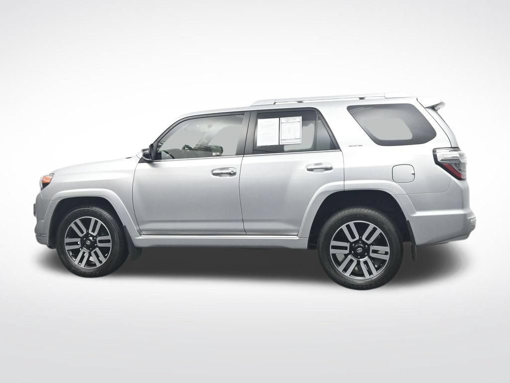 Used 2021 Toyota 4Runner Limited AWD/4WD image 10