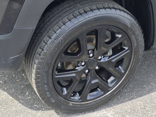 Used 2023 Jeep Renegade Altitude w/ Convenience Group I AWD/4WD image 9
