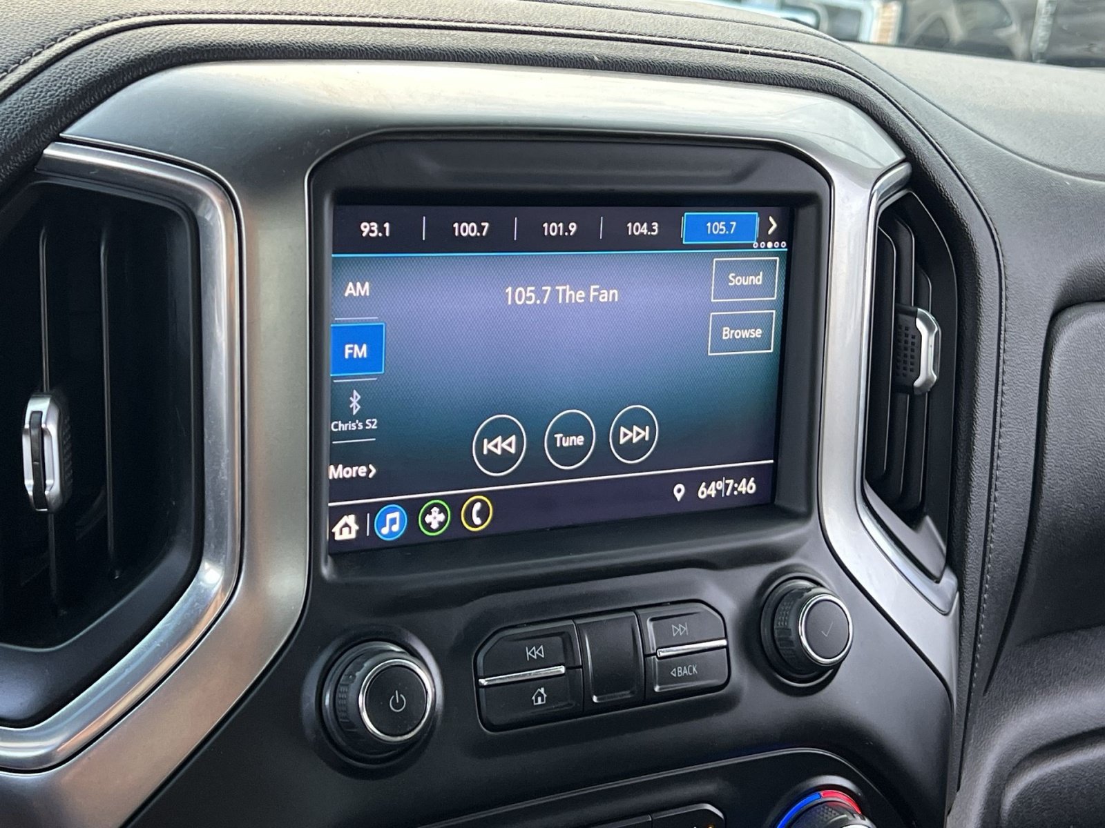 Used 2020 Chevrolet Silverado 1500 LT w/ All-Star Edition AWD/4WD image 18