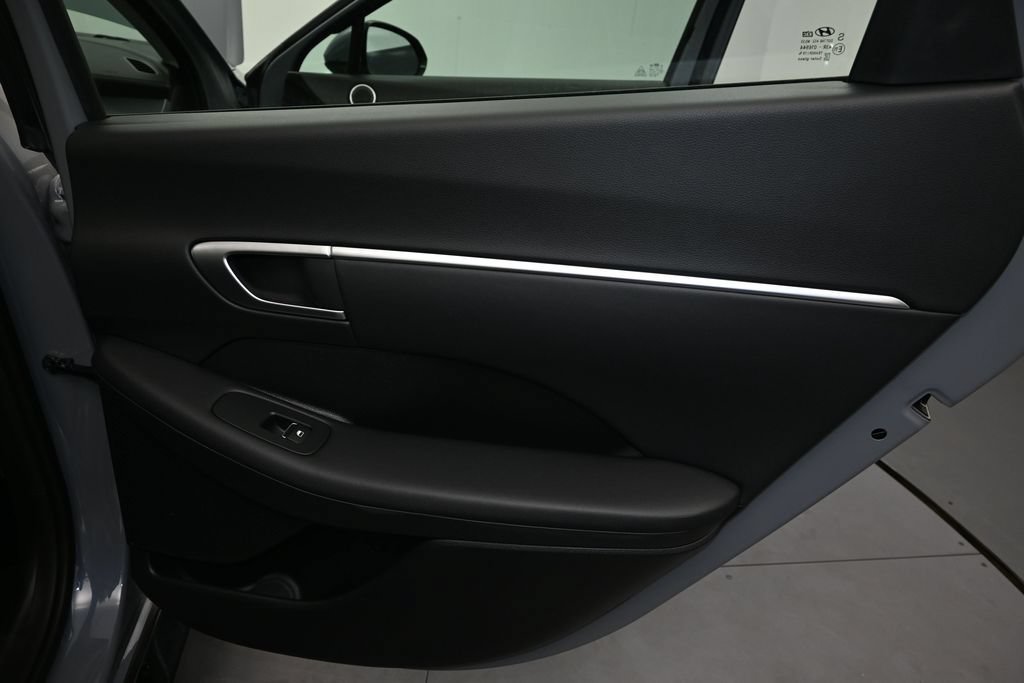 Used 2026 Hyundai Sonata SEL FWD image 15