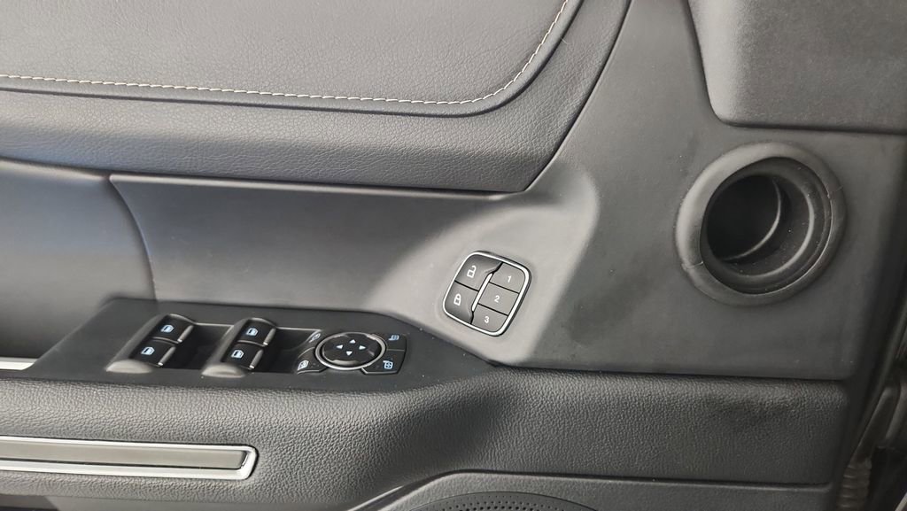 Certified 2024 Ford Expedition XLT AWD/4WD image 26