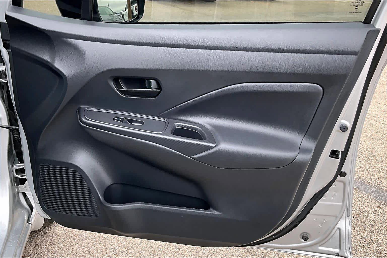 Used 2024 Nissan Versa S FWD image 23