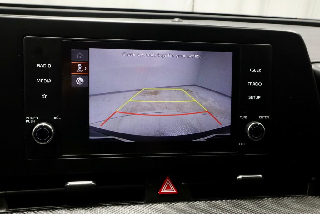 Used 2023 Kia Sportage LX AWD/4WD image 2