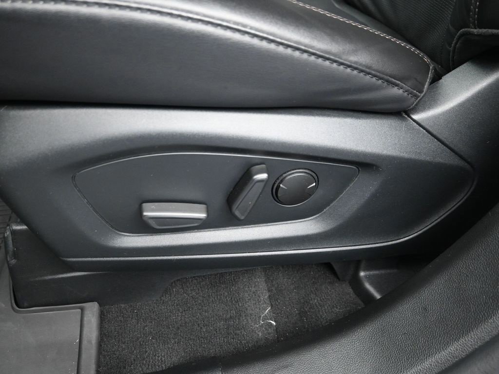 Certified 2023 Ford Explorer Platinum w/ Technology Package image 27