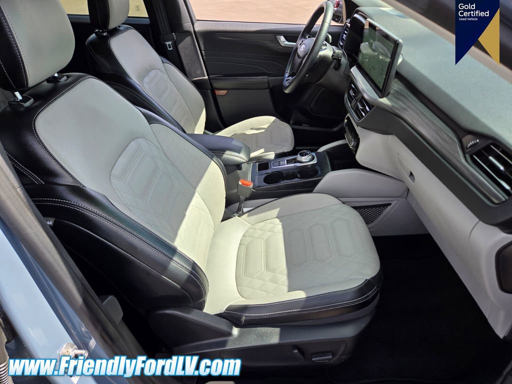Certified 2023 Ford Escape Platinum w/ Premium Technology Package AWD/4WD image 14