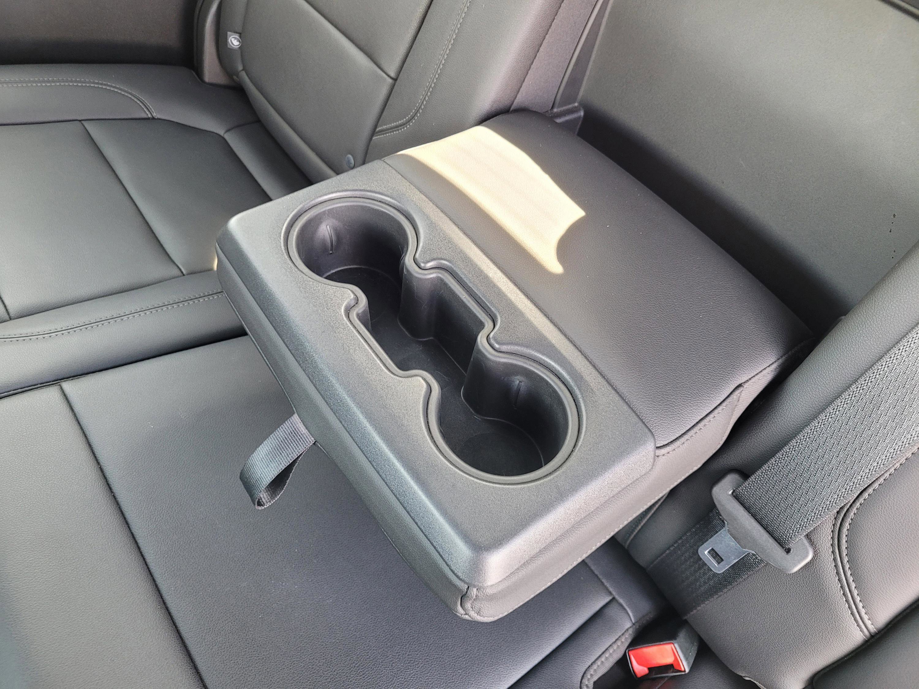 Used 2019 Chevrolet Silverado 1500 LT Trail Boss AWD/4WD image 18