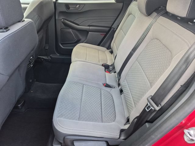 Certified 2022 Ford Escape SE w/ Cold Weather Package AWD/4WD image 17
