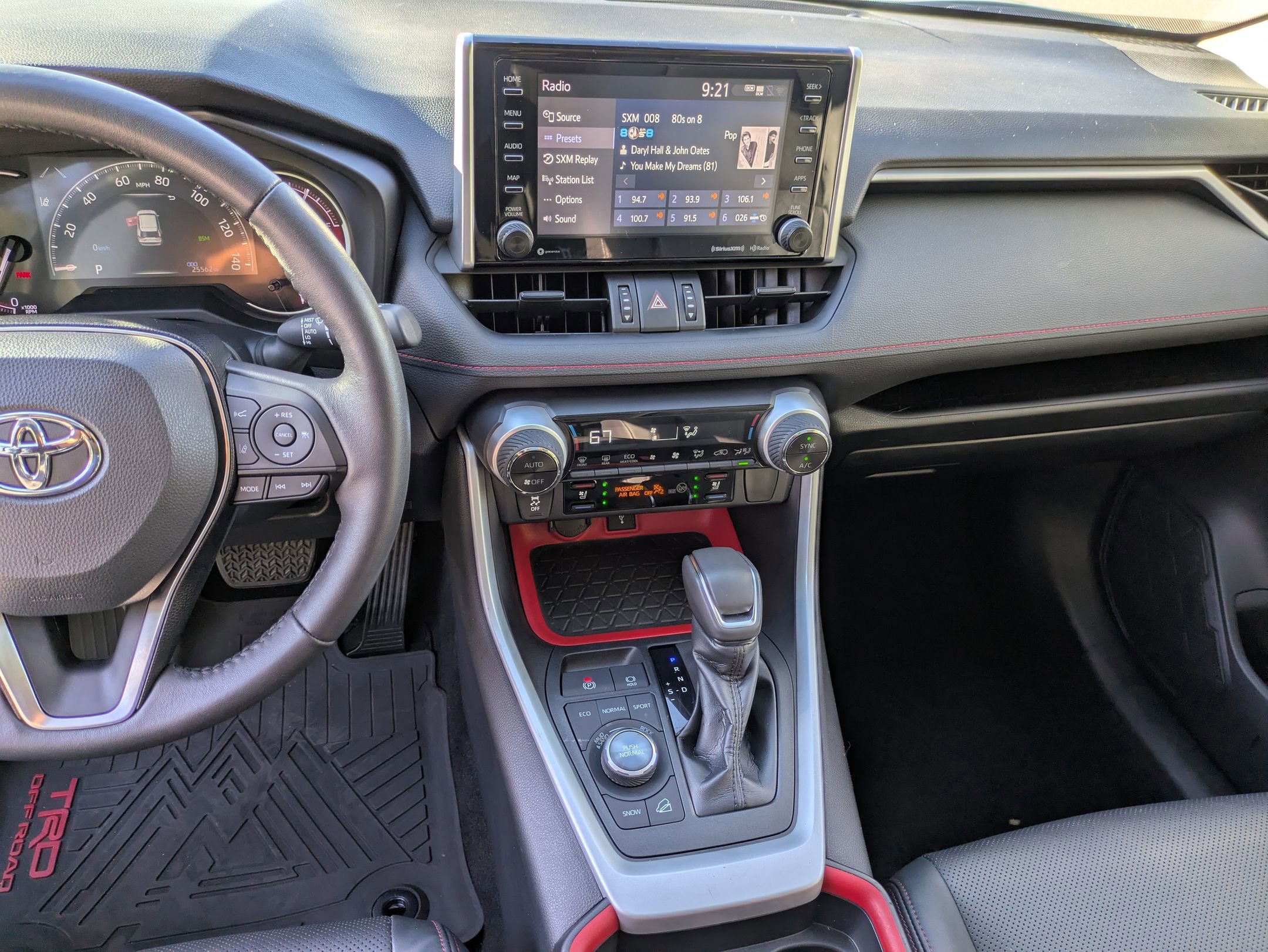 Used 2020 Toyota RAV4 TRD Off-Road image 22