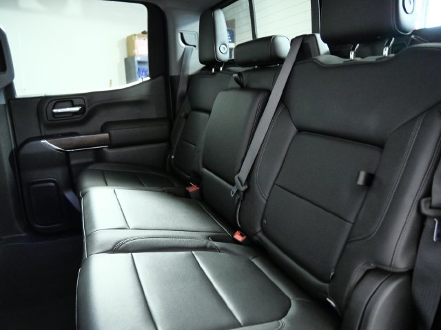 Used 2019 GMC Sierra 1500 SLT w/ SLT Premium Plus Package AWD/4WD image 16