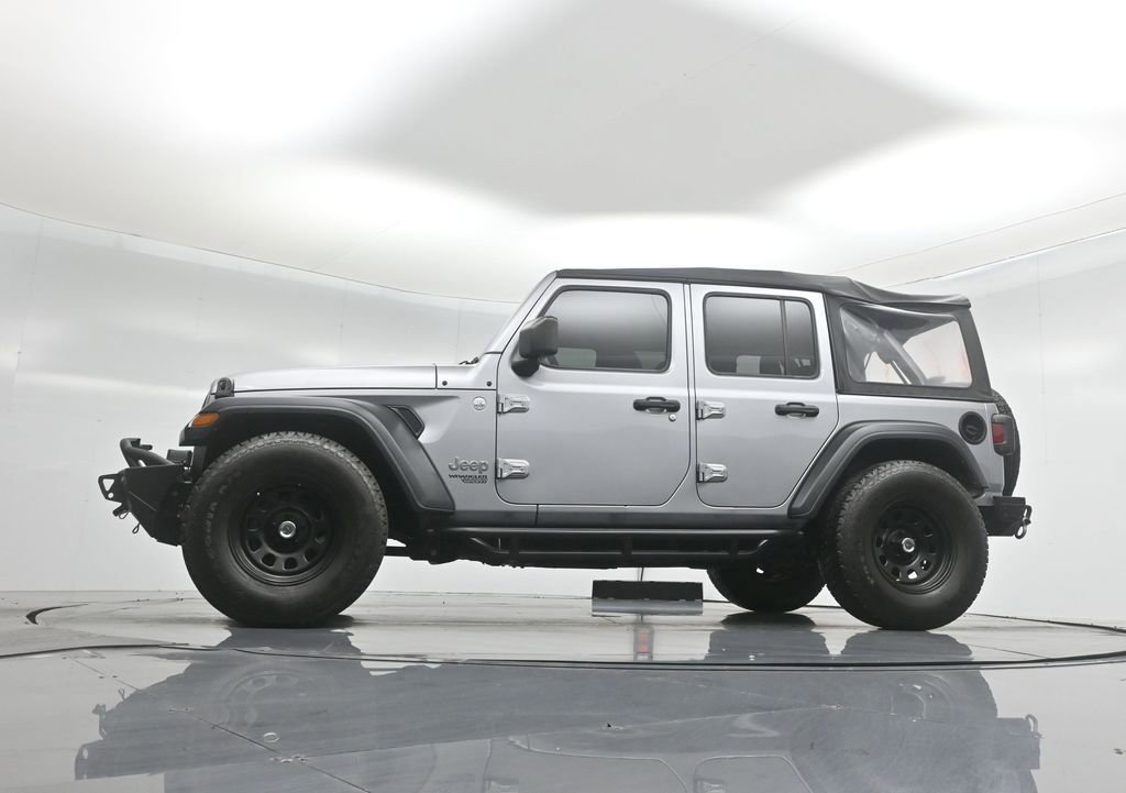Used 2018 Jeep Wrangler Unlimited Sport image 26