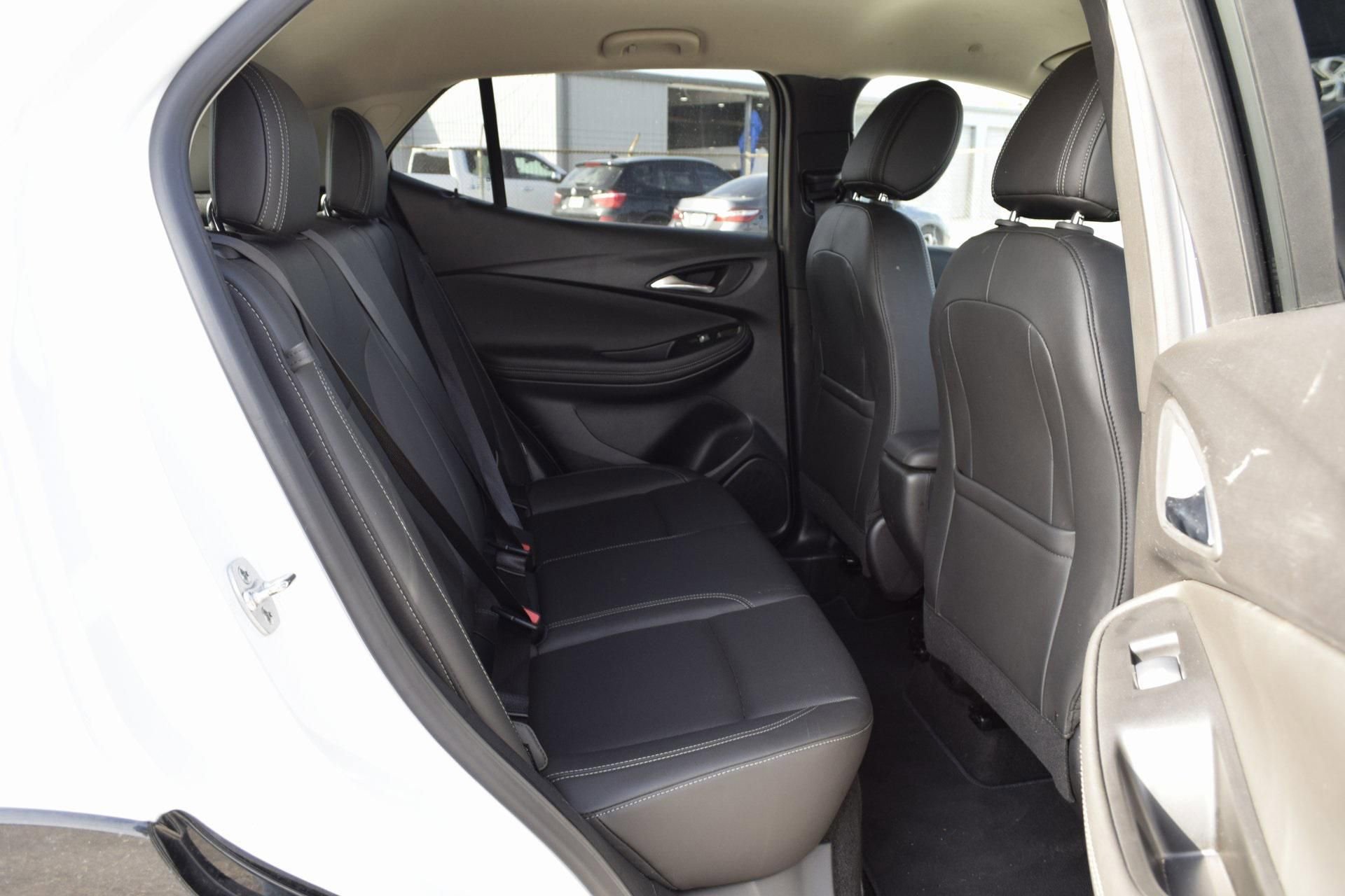 Used 2024 Buick Encore GX Sport Touring image 22