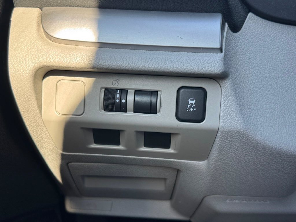 Used 2018 Subaru Forester 2.5i Premium w/ All-Weather Package AWD/4WD image 20