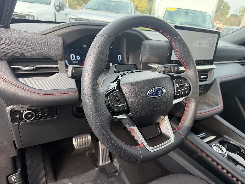 Certified 2025 Ford Explorer ST-Line AWD/4WD image 13