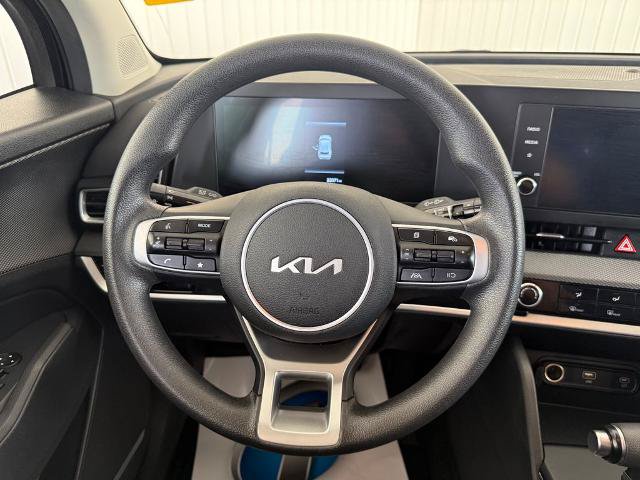 Used 2025 Kia Sportage LX FWD image 13