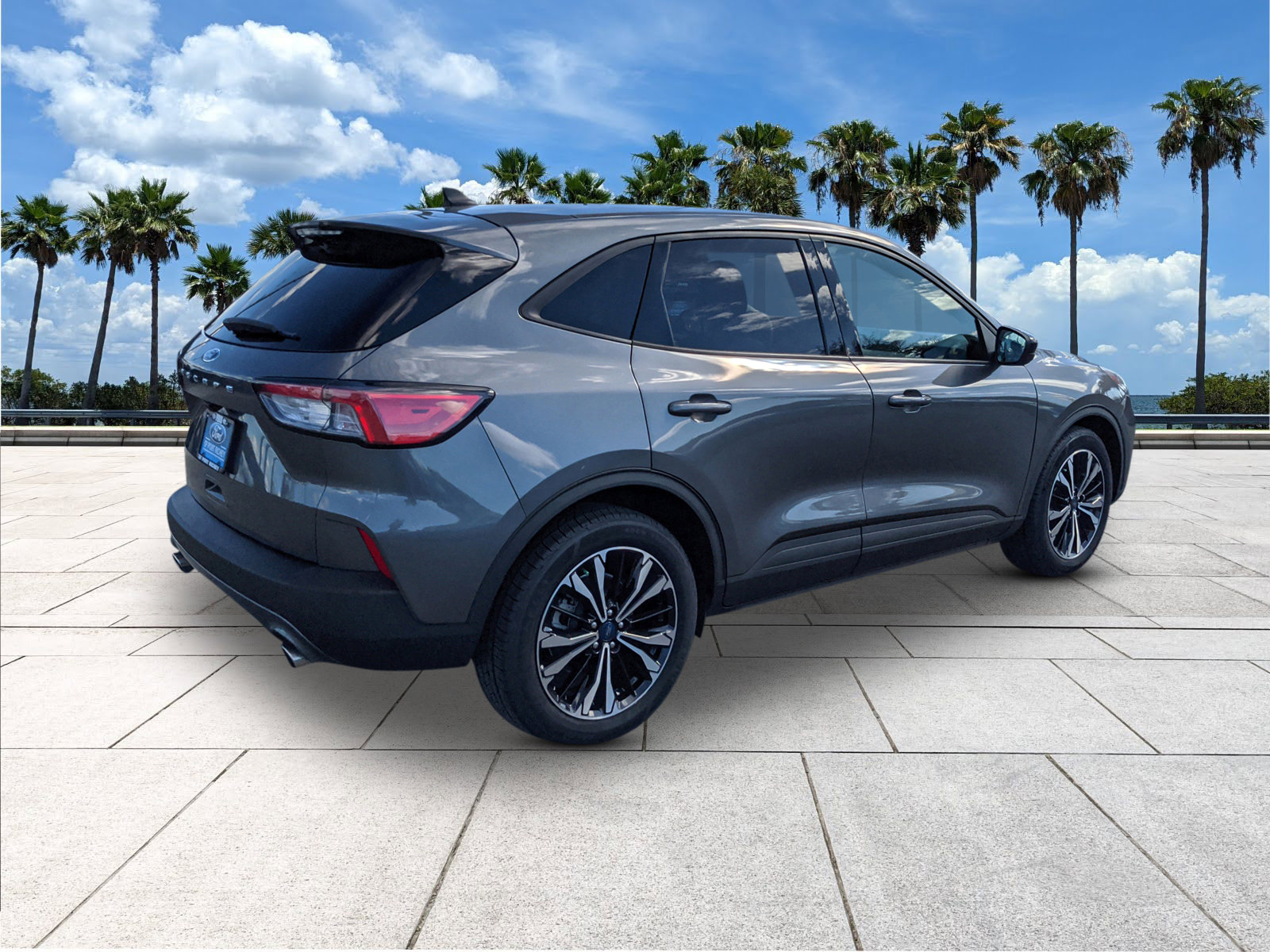 Certified 2022 Ford Escape SE w/ SE Sport Appearance Package image 8