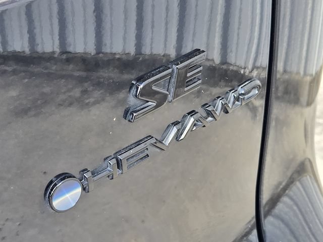 Used 2025 Toyota Corolla Cross AWD Hybrid image 15