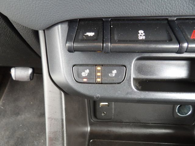 Used 2017 Chevrolet Colorado Z71 image 19