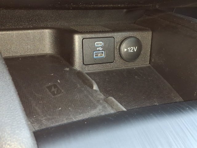 Certified 2023 Ford Escape Platinum AWD/4WD image 29