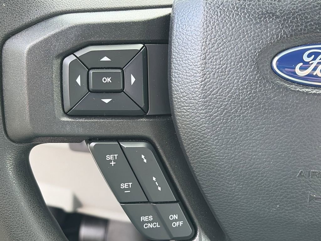 Certified 2023 Ford E-450 and Econoline 450 Super Duty w/ Driver's Safety Package image 14