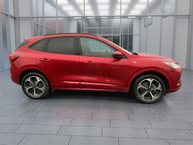 Certified 2023 Ford Escape ST-Line Elite w/ Premium Technology Package image 2