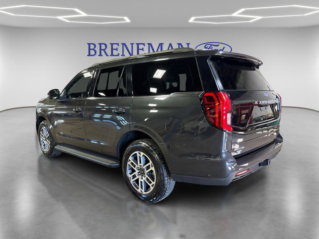 Certified 2025 Ford Expedition Active AWD/4WD image 7