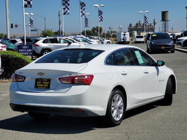 Used 2022 Chevrolet Malibu LT FWD image 4