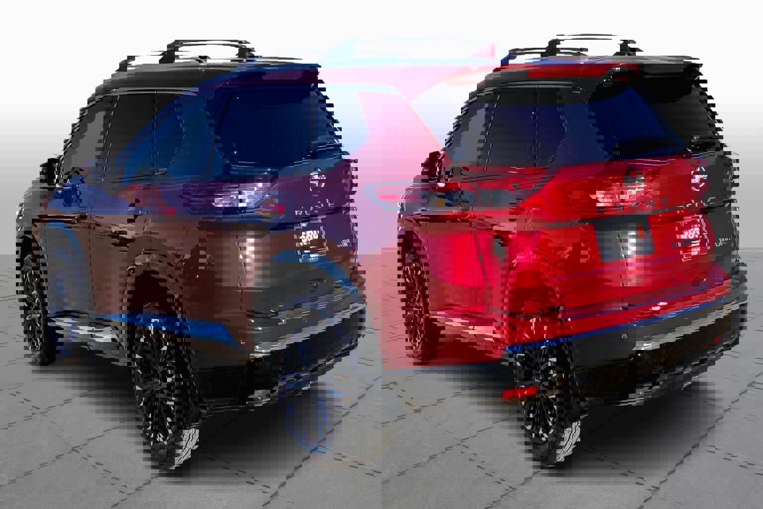 Used 2025 Nissan Rogue Platinum w/ Platinum Premium Package image 11