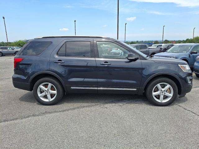 Certified 2017 Ford Explorer XLT AWD/4WD image 7