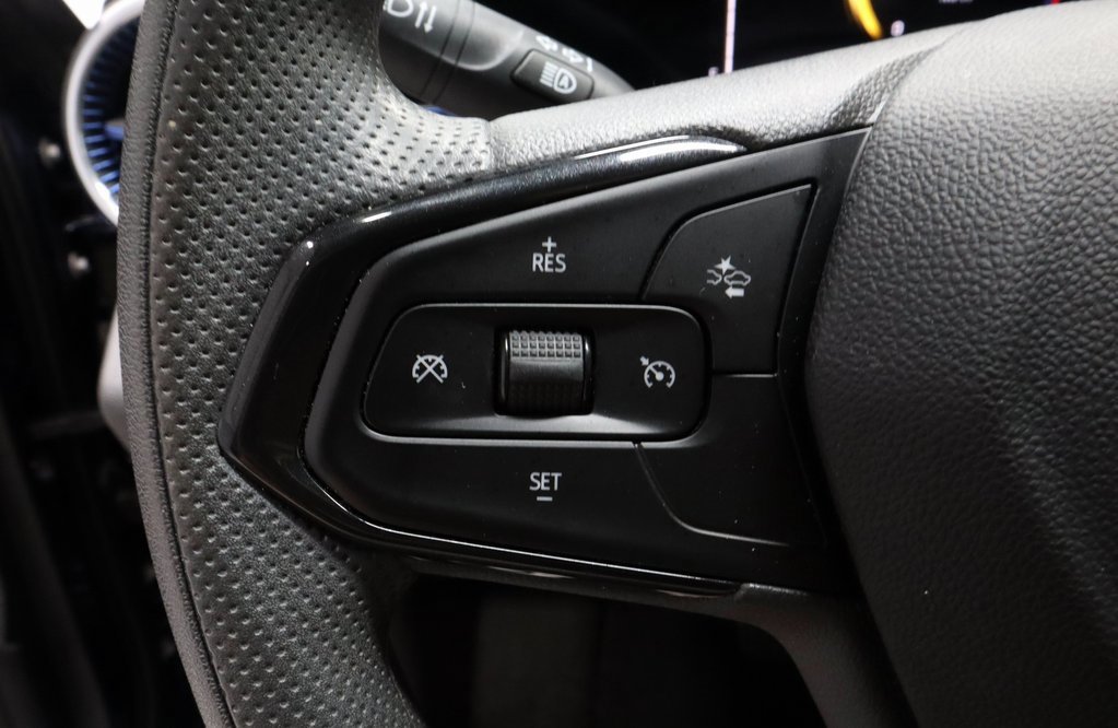 Used 2024 Chevrolet Trax LT image 27