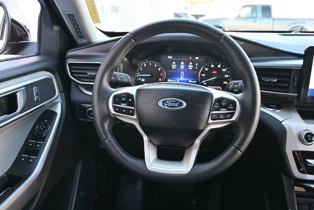 Certified 2024 Ford Explorer XLT w/ Equipment Group 202A AWD/4WD image 33