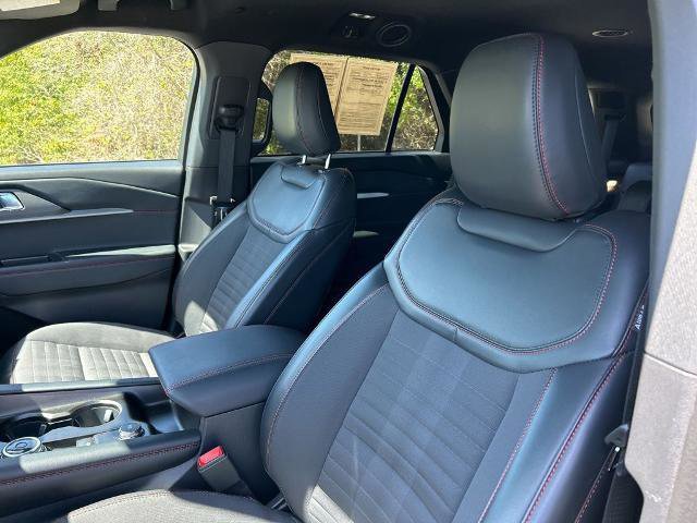 Certified 2025 Ford Explorer ST-Line image 20