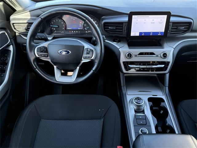 Certified 2023 Ford Explorer XLT w/ Class IV Trailer Tow Package image 8