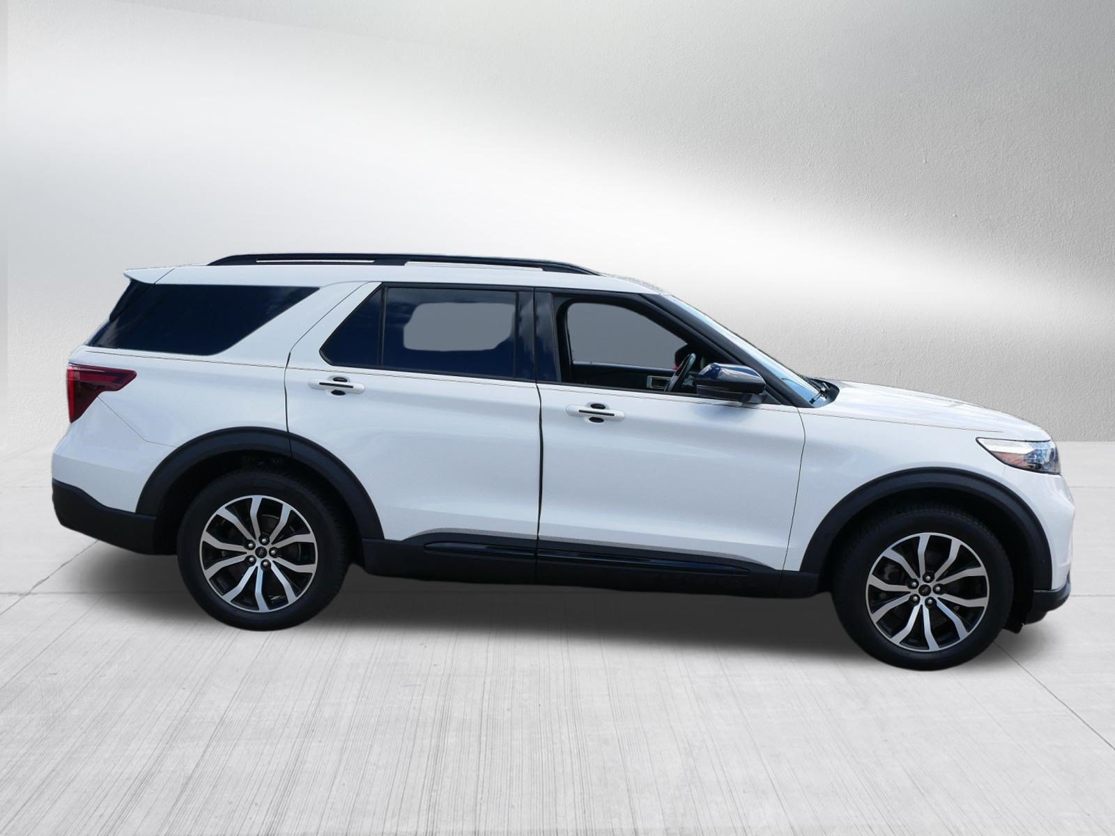 Certified 2020 Ford Explorer ST w/ Premium Technology Package AWD/4WD image 8