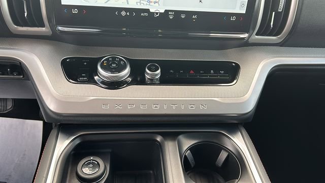 Certified 2025 Ford Expedition Active RWD image 23