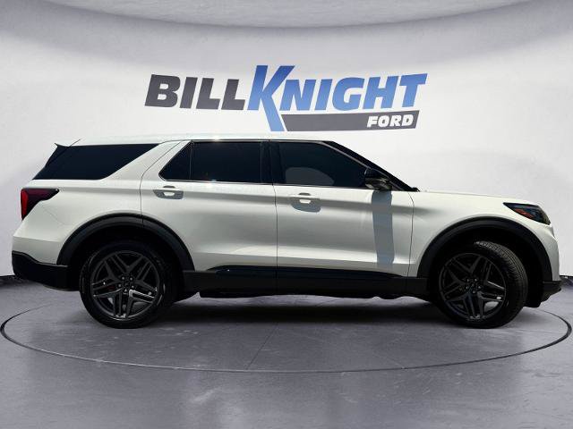 Certified 2025 Ford Explorer ST w/ Sun And Sound Package AWD/4WD image 6