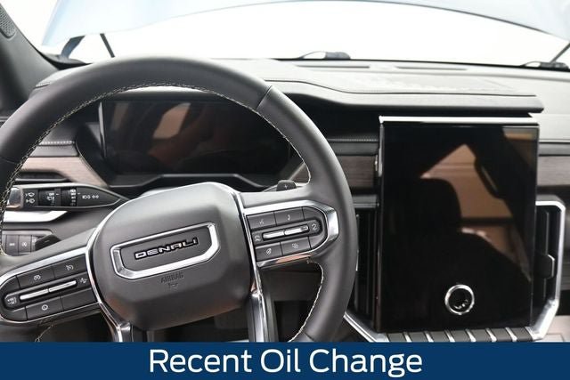 Used 2024 GMC Acadia Denali AWD/4WD image 16