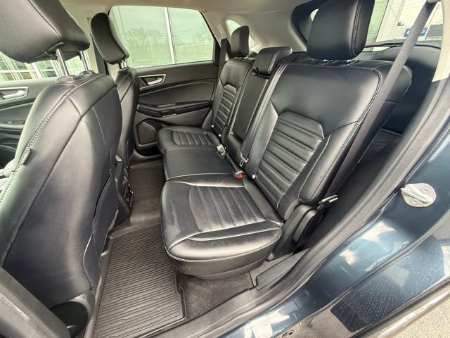 Certified 2022 Ford Edge SEL w/ Convenience Package AWD/4WD image 16
