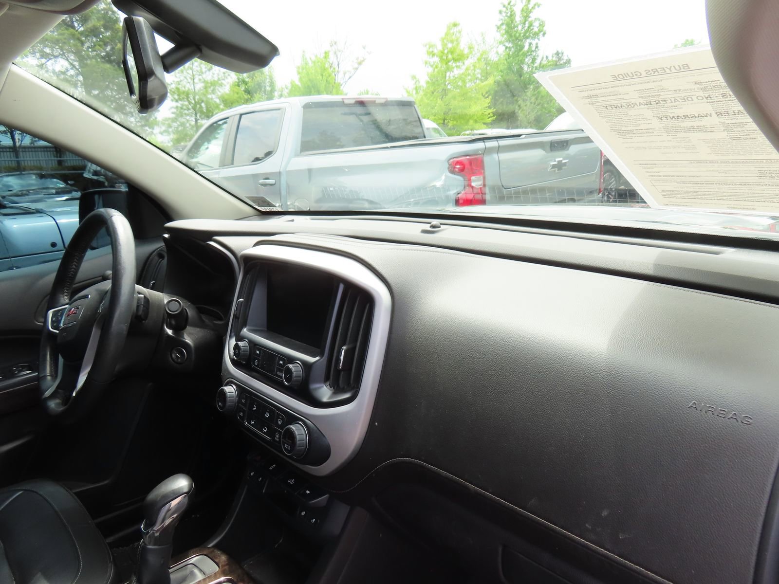 Used 2022 GMC Canyon Elevation w/ Elevation Premium Package AWD/4WD image 16