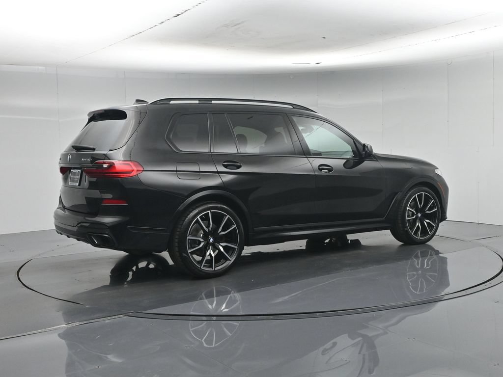 Used 2020 BMW X7 xDrive40i w/ M Sport Package AWD/4WD image 33
