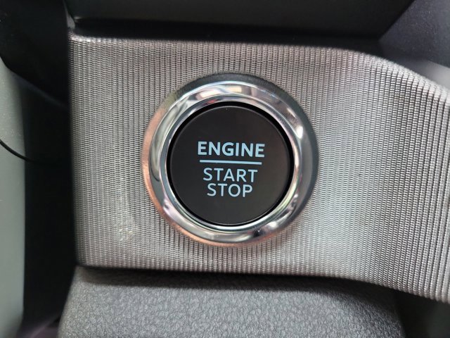 Certified 2024 Ford F350 Platinum w/ FX4 Off-Road Package image 29